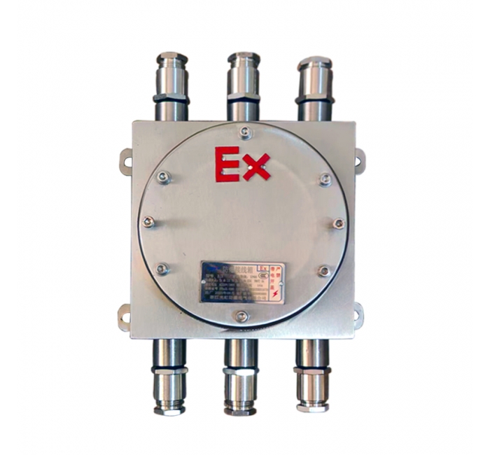 煉油廠不銹鋼防爆接線箱IIC防爆端子箱